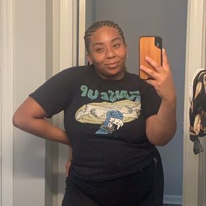 Meet your Posher, Ashia